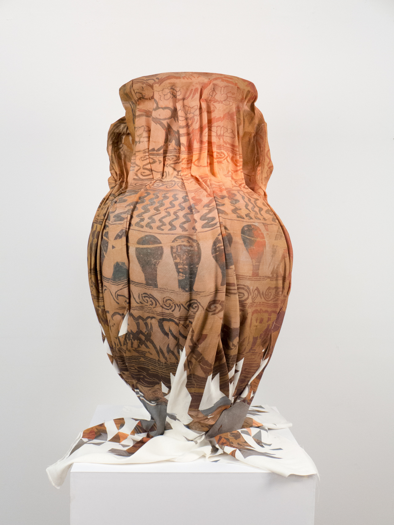 Clement Valla : Wrapped terracotta neck amphora storage jar